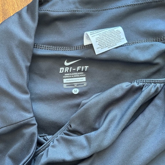 Nike drifit shorts - Picture 4 of 4